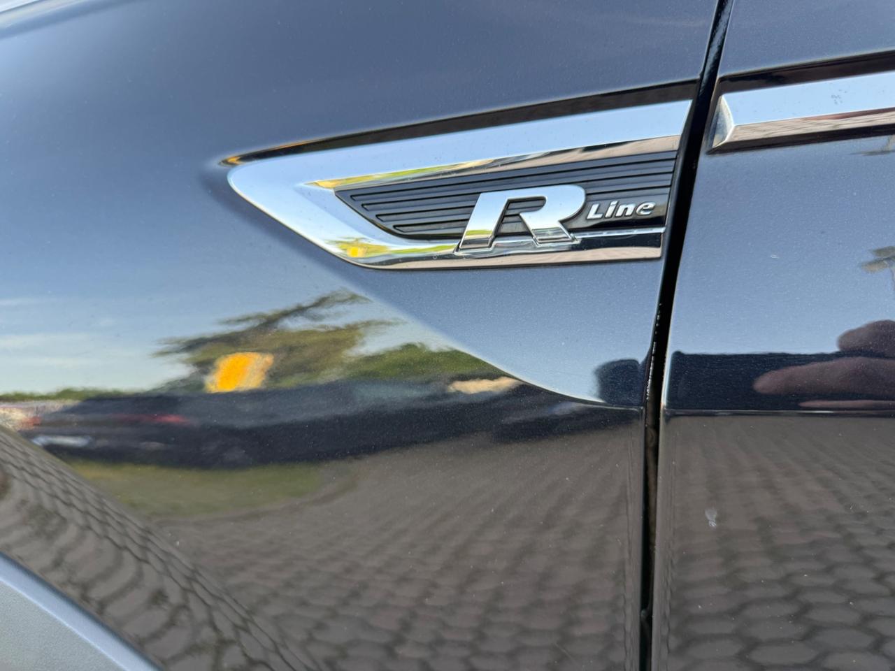 Volkswagen Tiguan Allspace R-LINE 2.0 BiTDI SCR DSG 4MOTION BMT