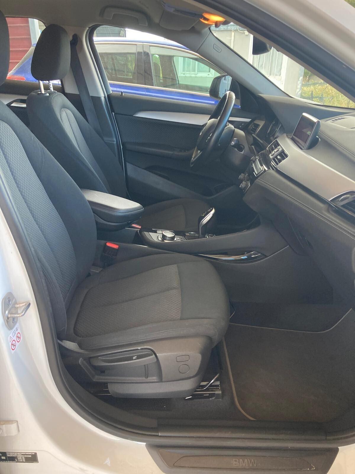 Bmw X2 xDrive18d Business-Xdrive