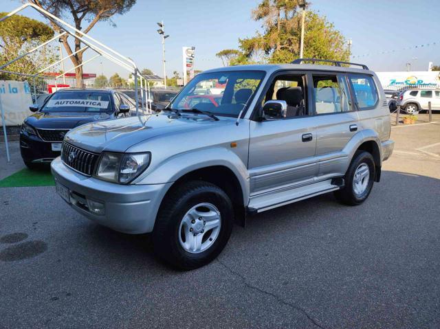 TOYOTA Land Cruiser 3.0 turbodiesel 5 p automatica 4x4