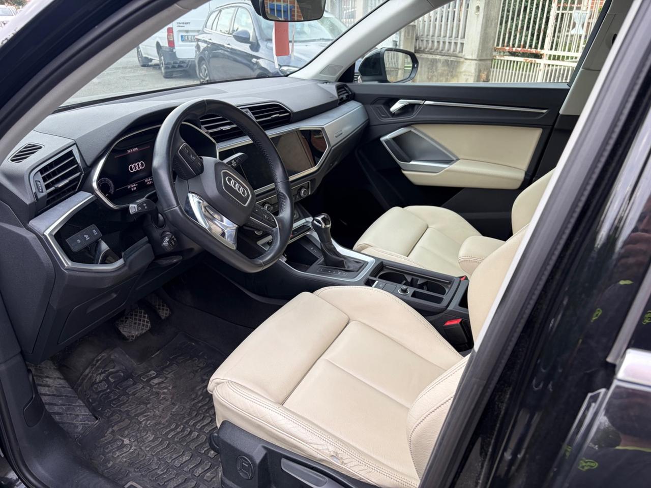 Audi Q3 40 TFSI quattro S tronic line edition
