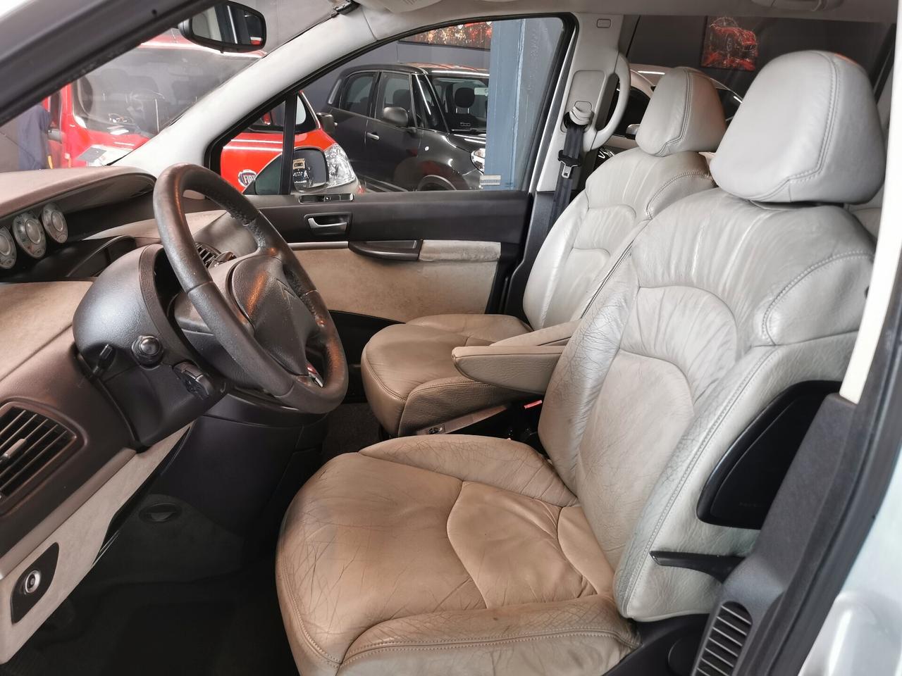 Citroen C8 2.2 HDi FAP Executive