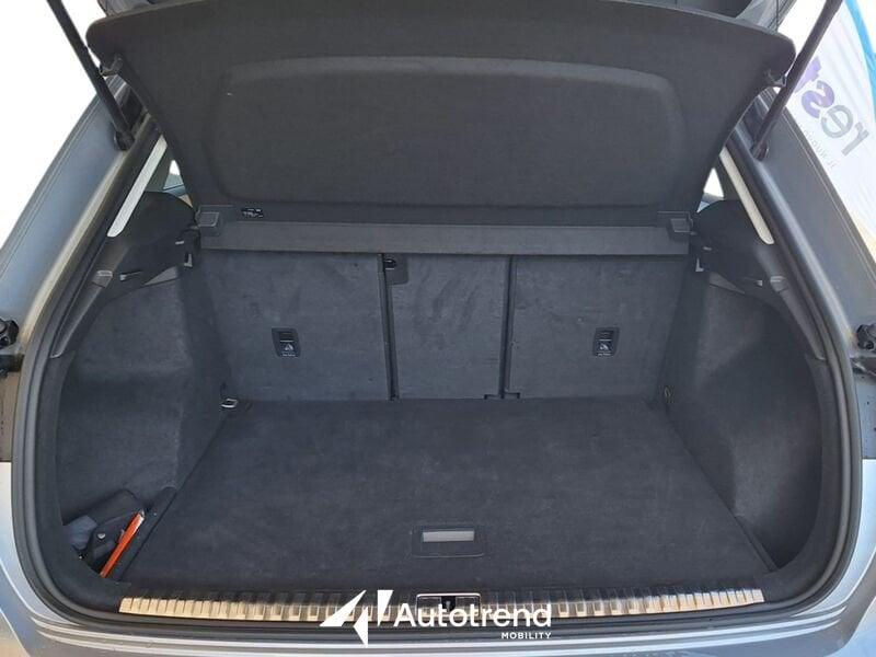 Audi Q3 35 TDI 150 CV Quattro Automatica S tronic Business Advanced