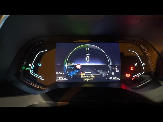 RENAULT Captur 1.6 E-TECH Hybrid Intens Auto