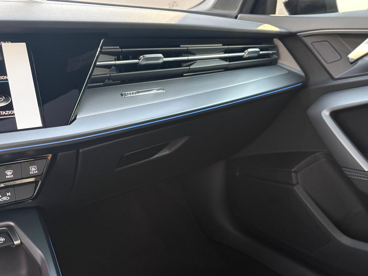 NEW AUDI A3 SPORTBACK TDI 150CV S TRONIC S-LINE TETTO PANORAMICO APRIBILE