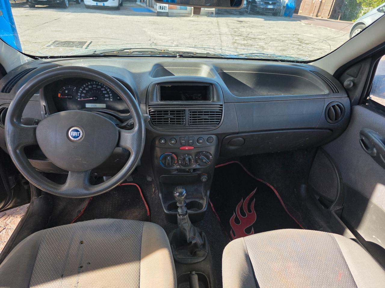 Fiat Punto 1.2 5 porte 160.000km Leggermente incidentata