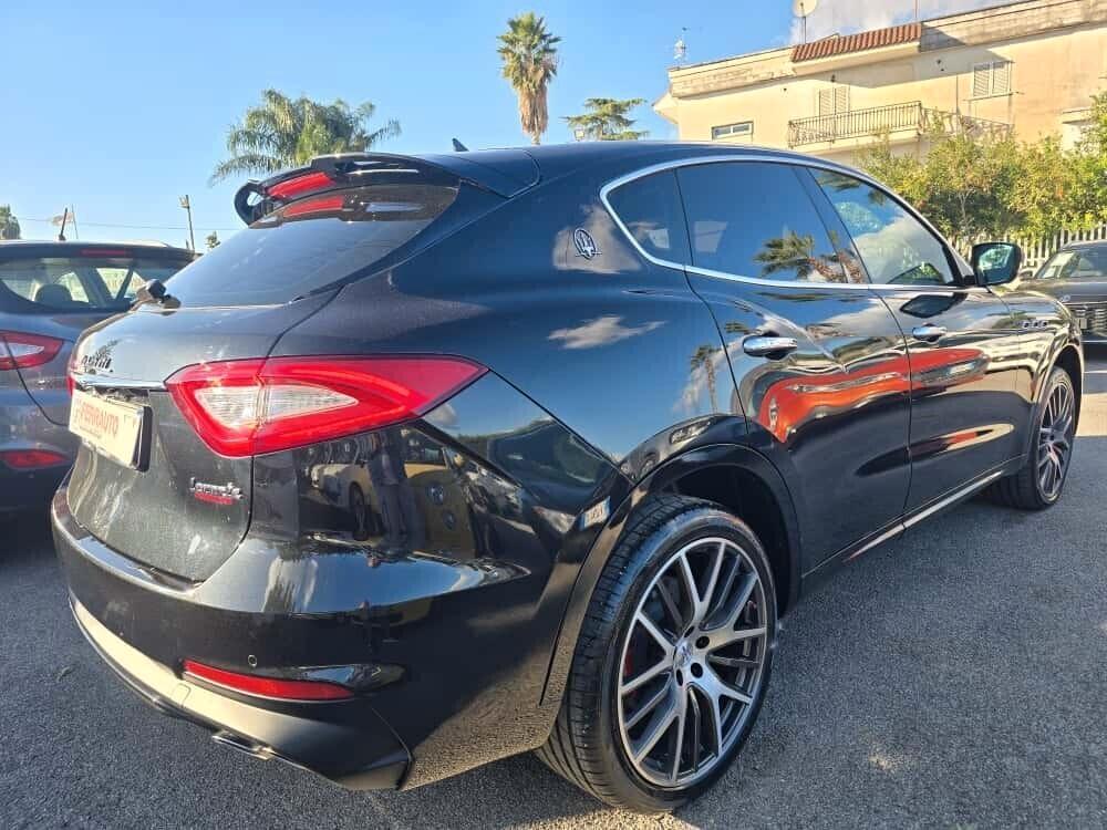 MASERATI LEVANTE 250CV V6 DIESEL AWD GRANSPORT
