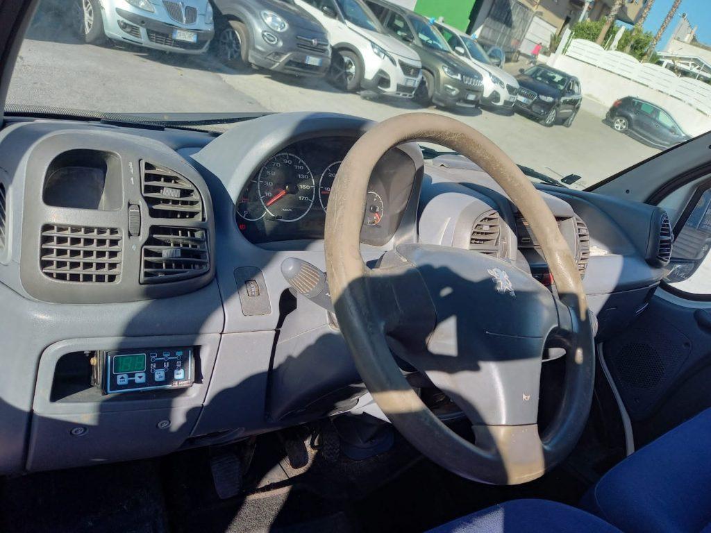 Peugeot Boxer 330C 2.8 HDi cat PC frigo coimbientato ATP