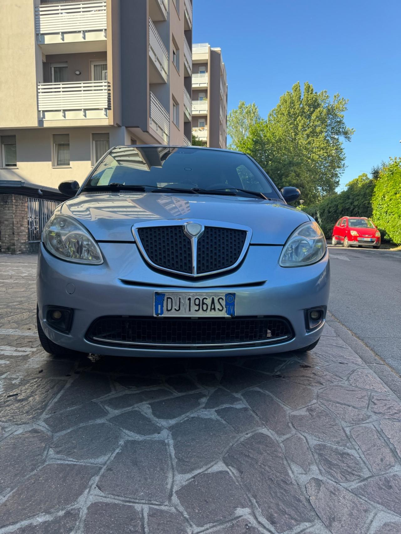 Lancia Ypsilon 1.2 Passion
