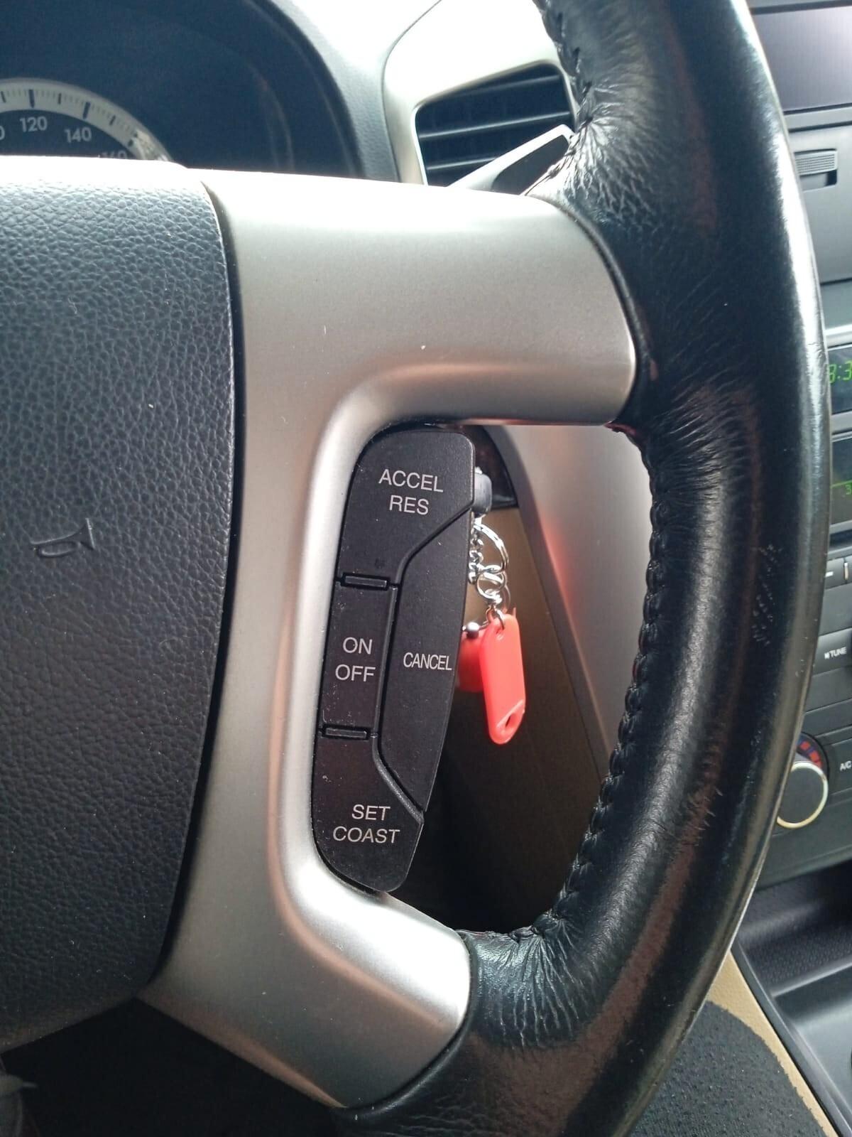 Chevrolet Captiva 2.0 VCDi LT 5 POSTI