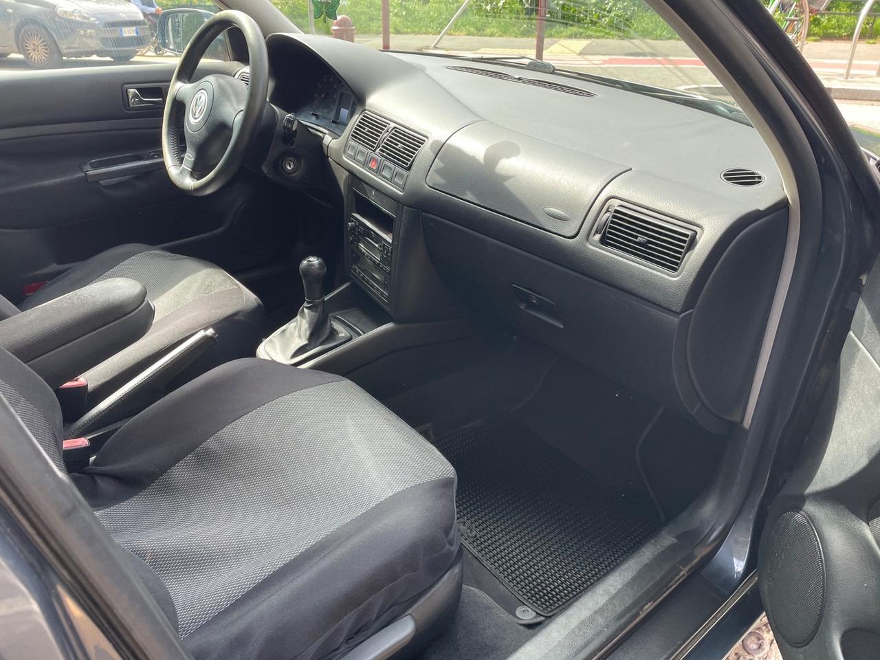 VW Golf Variant 1.6 16V Highline/1PROP/GARANZIA