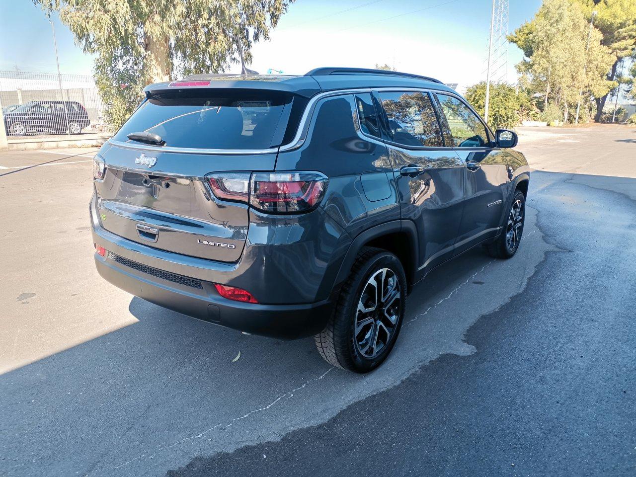 Jeep Compass 1.5 turbo t4 mhev Limited 2wd 130cv dct