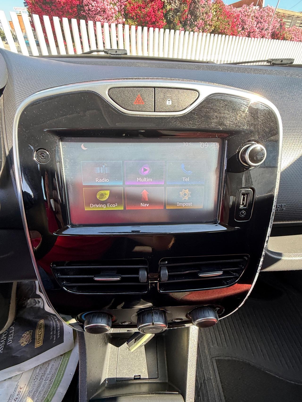 Renault Clio dCi 8V 75CV Autocarro 4 Posti