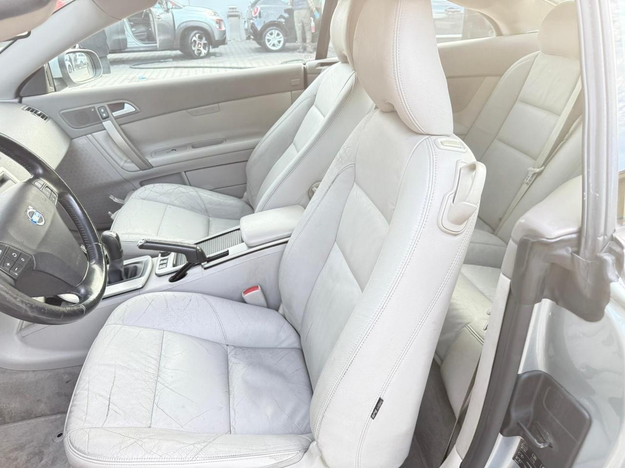 Volvo C70 2.4 D5 20V cabrio