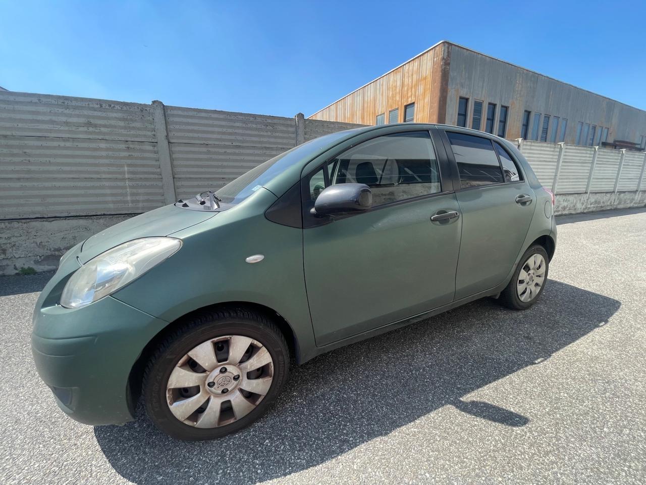 Toyota Yaris Toyota yaris 1.0 benzina, anno 2008, 120.000 km