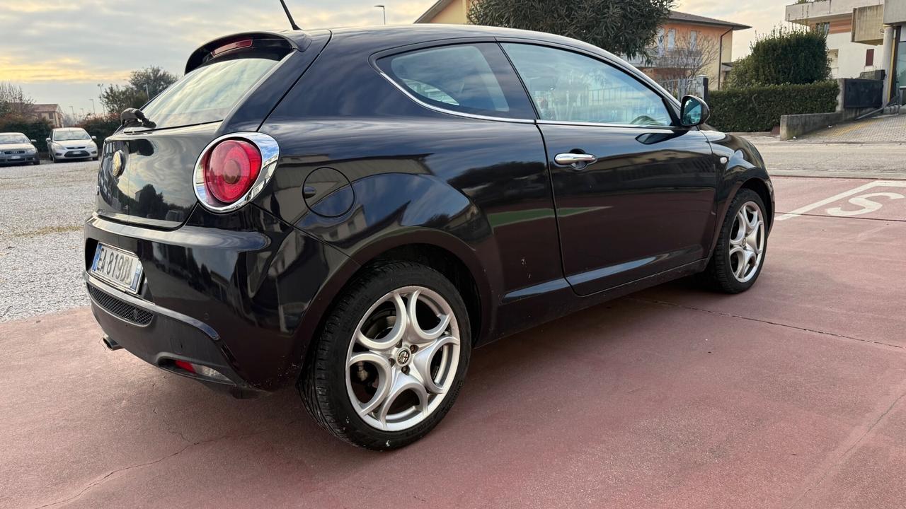 Alfa Romeo MiTo 1.4 T 120 CV GPL Distinctive Sport Pack
