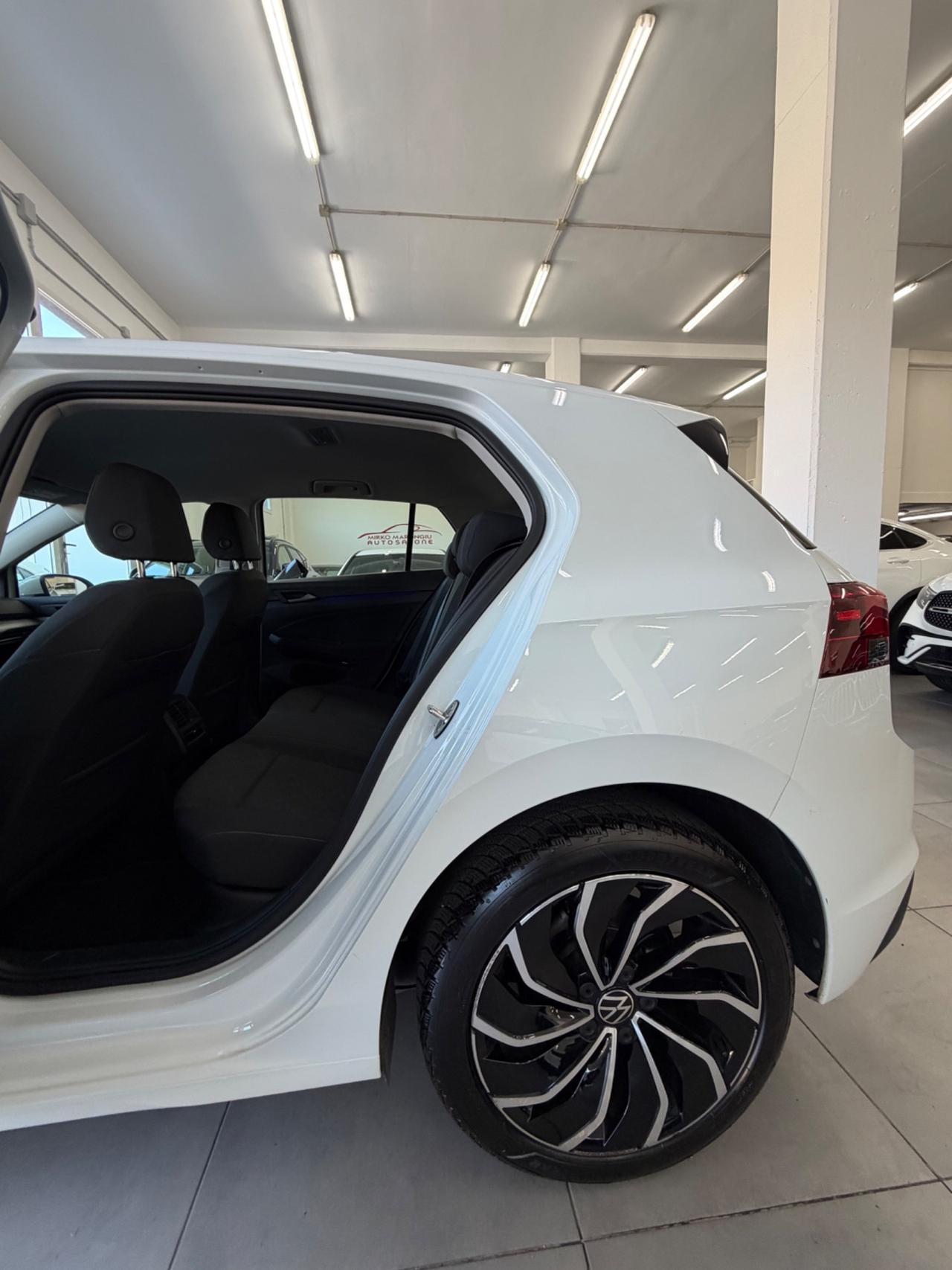 VW GOLF 8 2.0 TDI DSG SCR Style FINANZIABILE