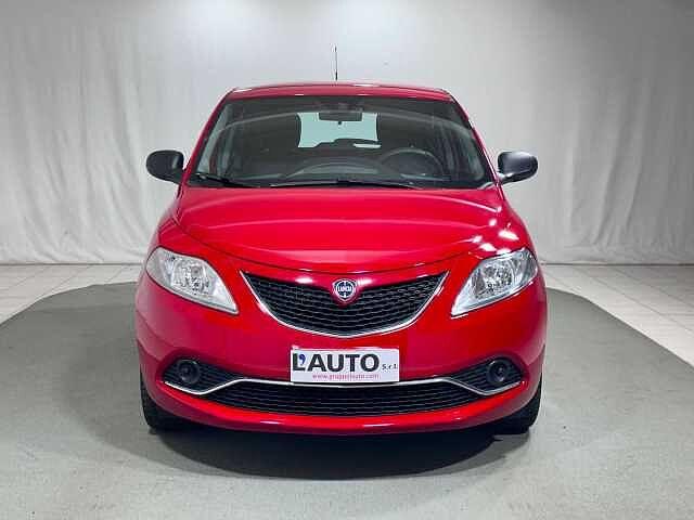 Lancia Ypsilon 1.2 69 CV 5 porte Silver