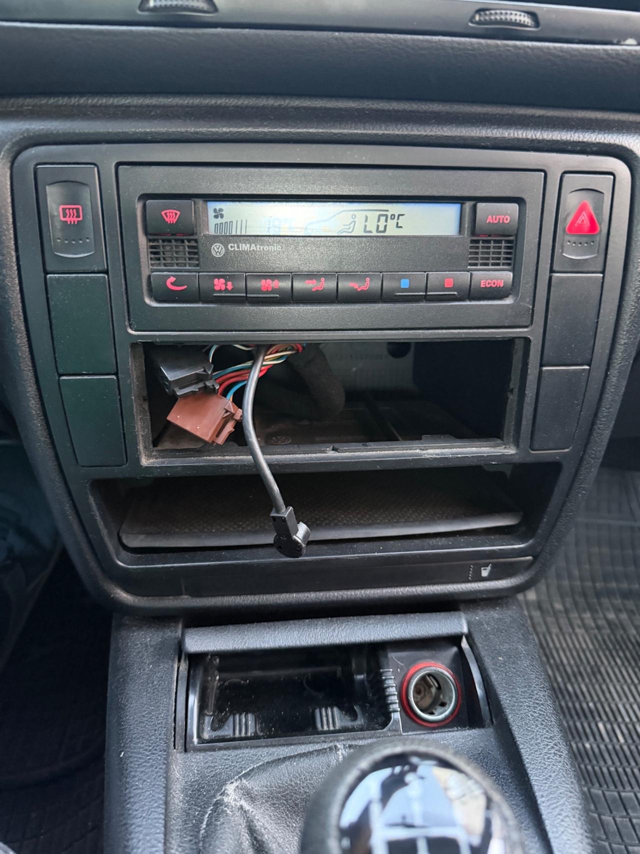 Volkswagen Passat 1.9 TDI/110 CV cat