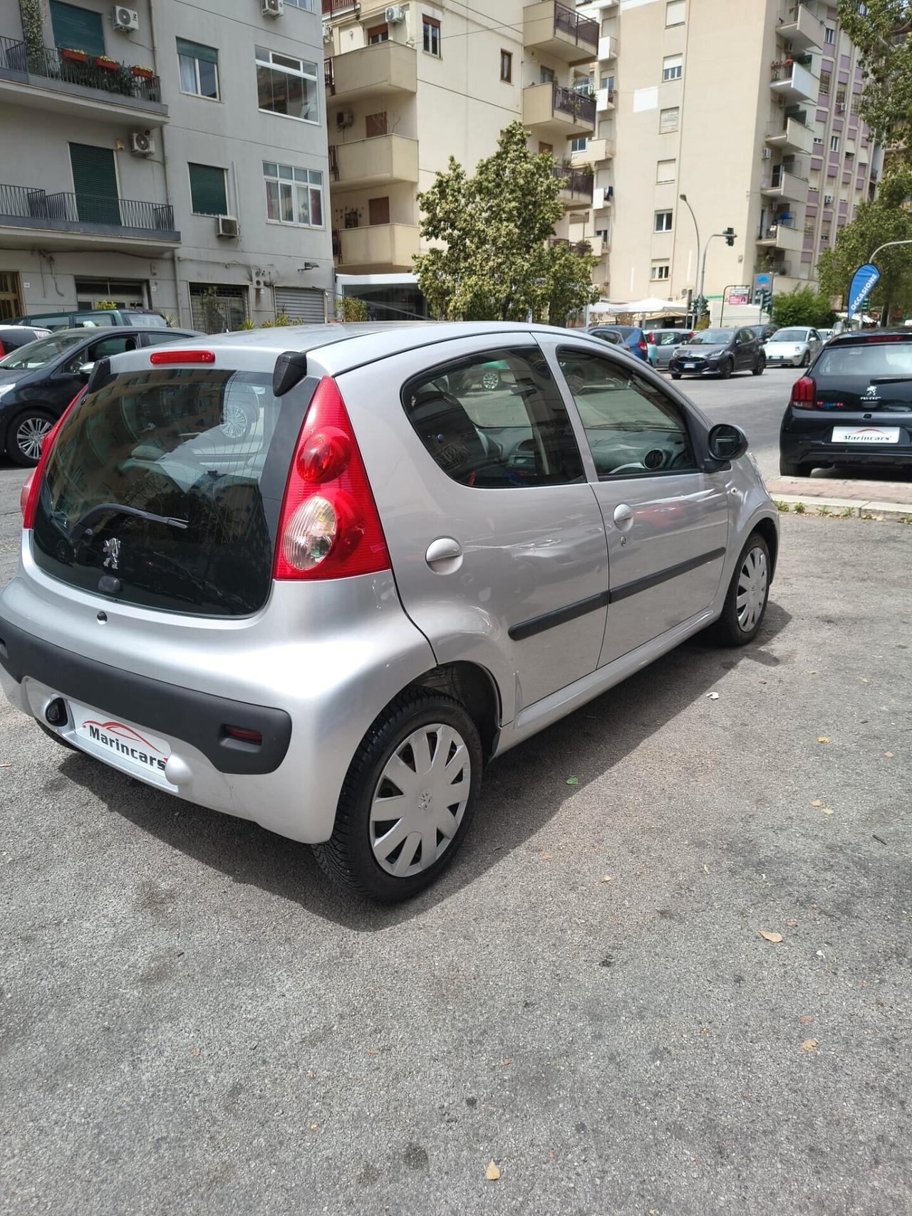 Peugeot 107 1.0 68CV 5p. Desir