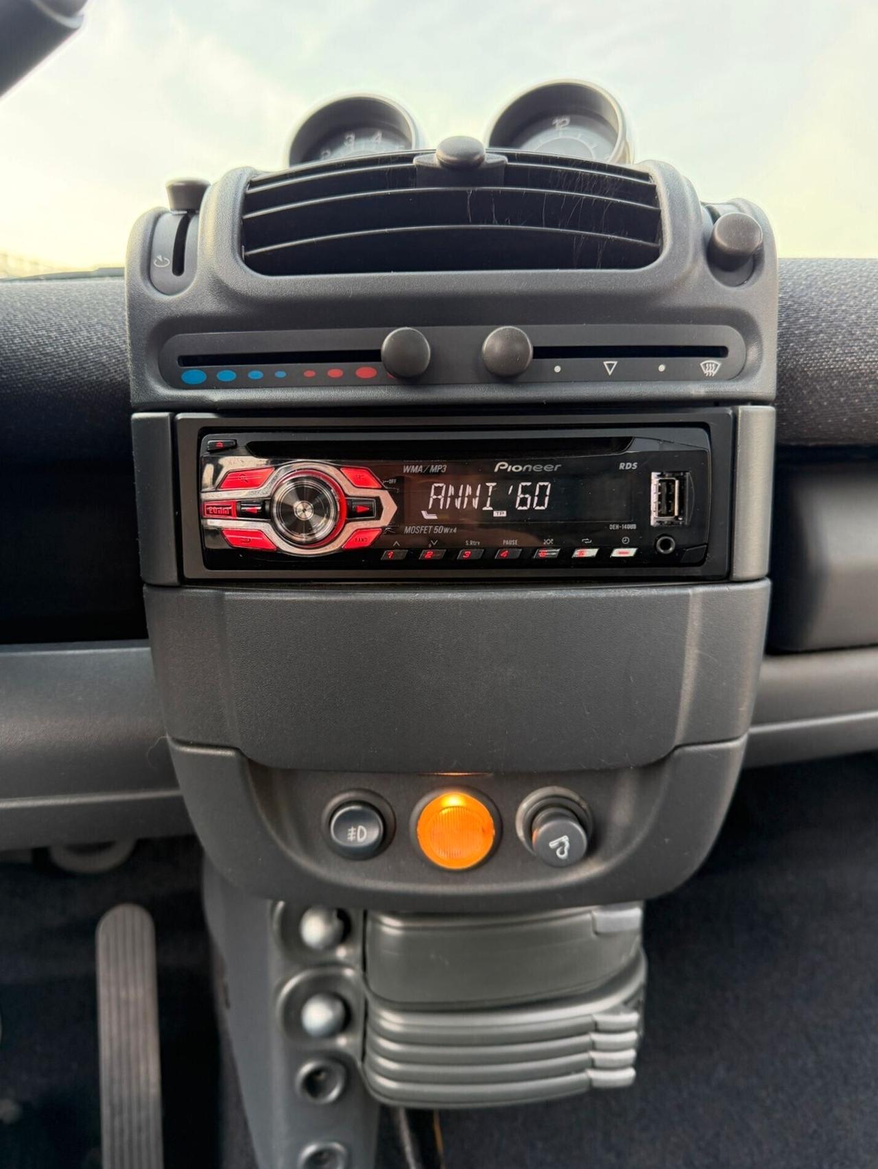 Smart ForTwo 700 coupé OK NEOPATENTATI TETTO PANORAMICO