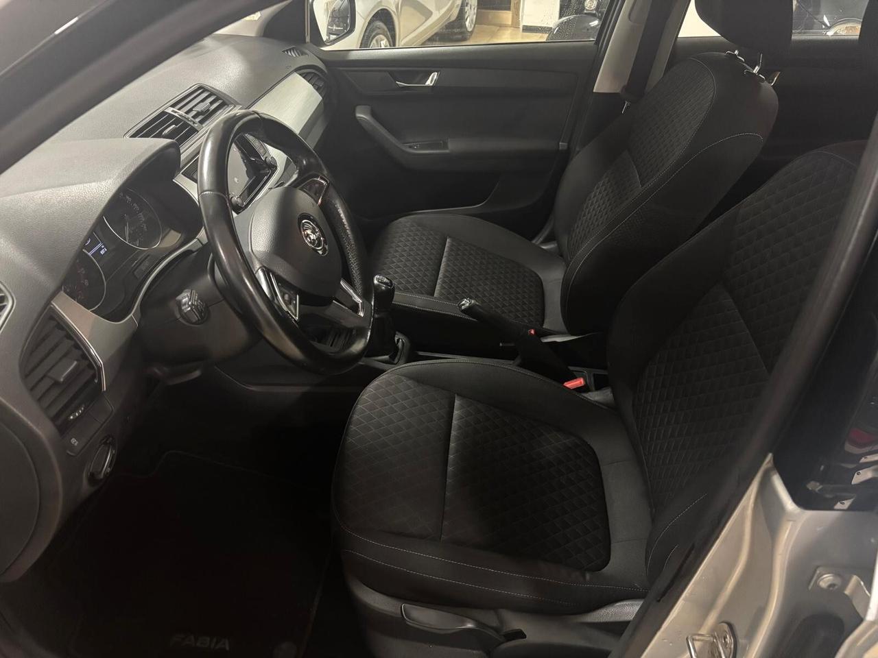 SKODA FABIA ANNO 2017 DS 1.4 ADATTA NEOPATENTATI KM 135 MILA