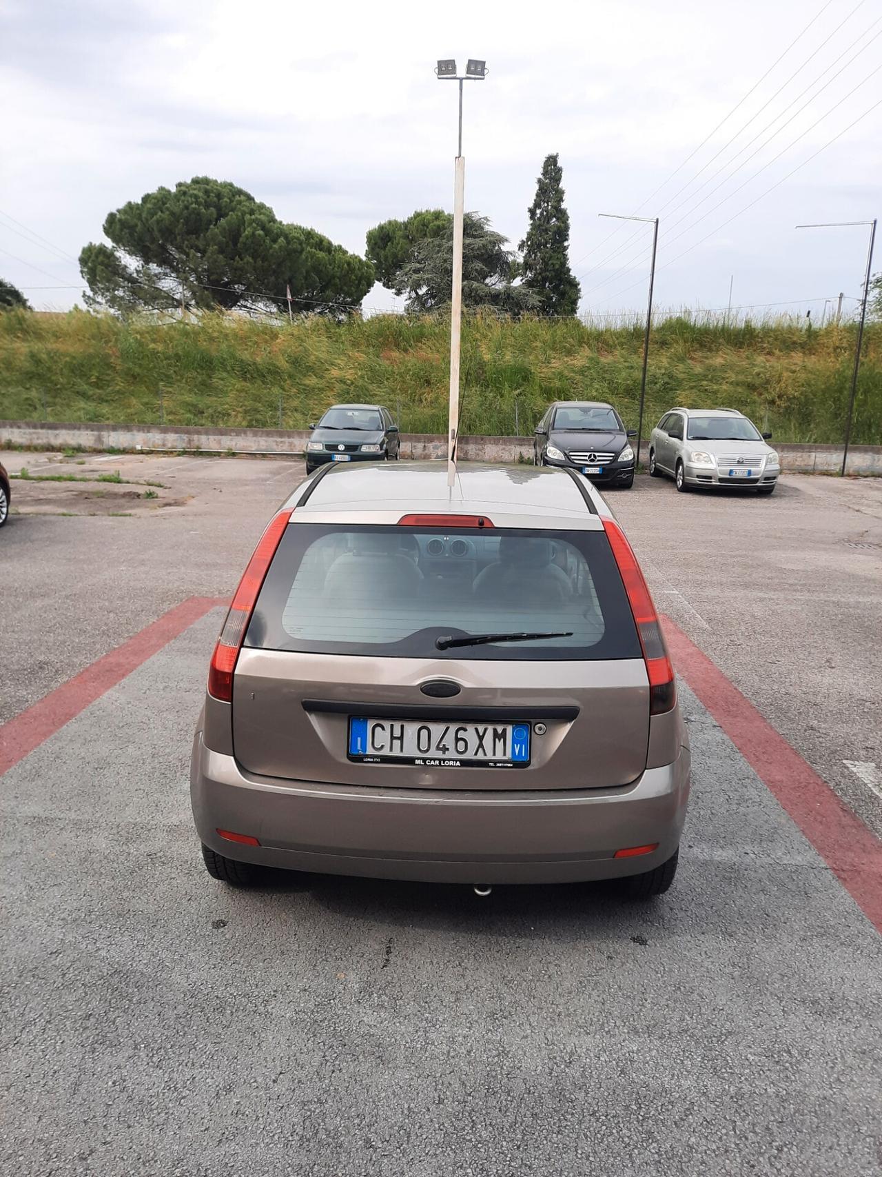 Ford Fiesta 1.2 16V 5p. Ambiente OK NEOPATENTATI