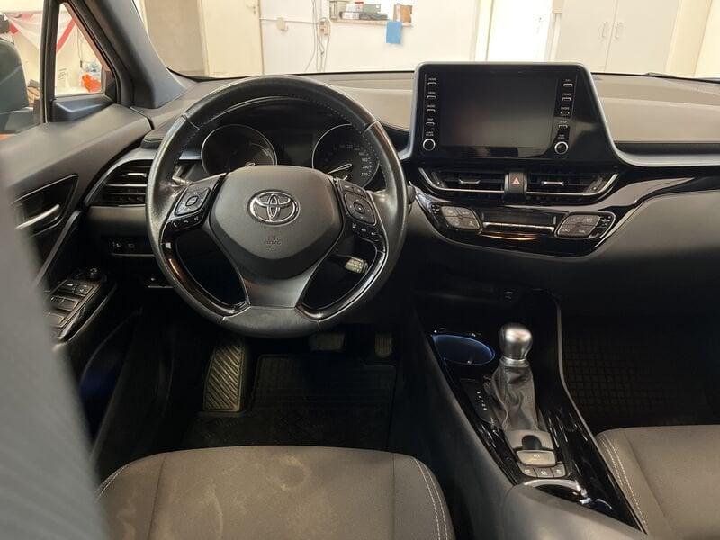 Toyota C-HR 1.8 Hybrid E-CVT Trend