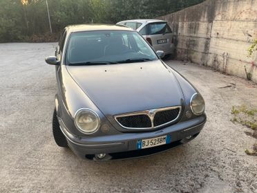 Lancia Lybra 1.9 JTD cat LX