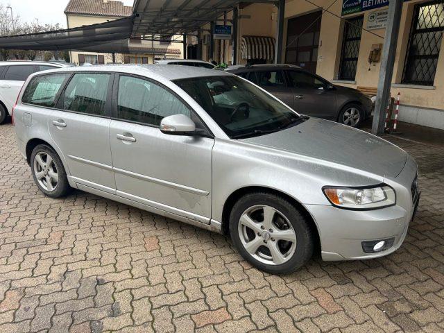 VOLVO V50 D2 POLAR