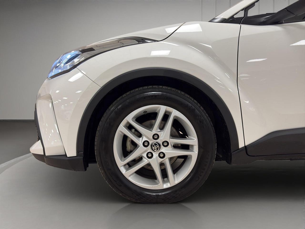 Toyota C-HR 1.8h Active e-cvt