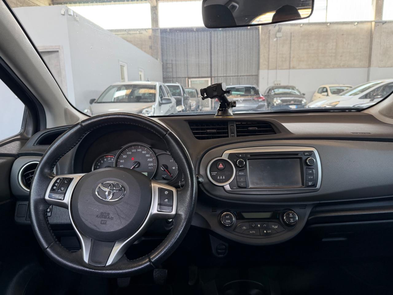 Toyota Yaris 1.0 5 porte Lounge