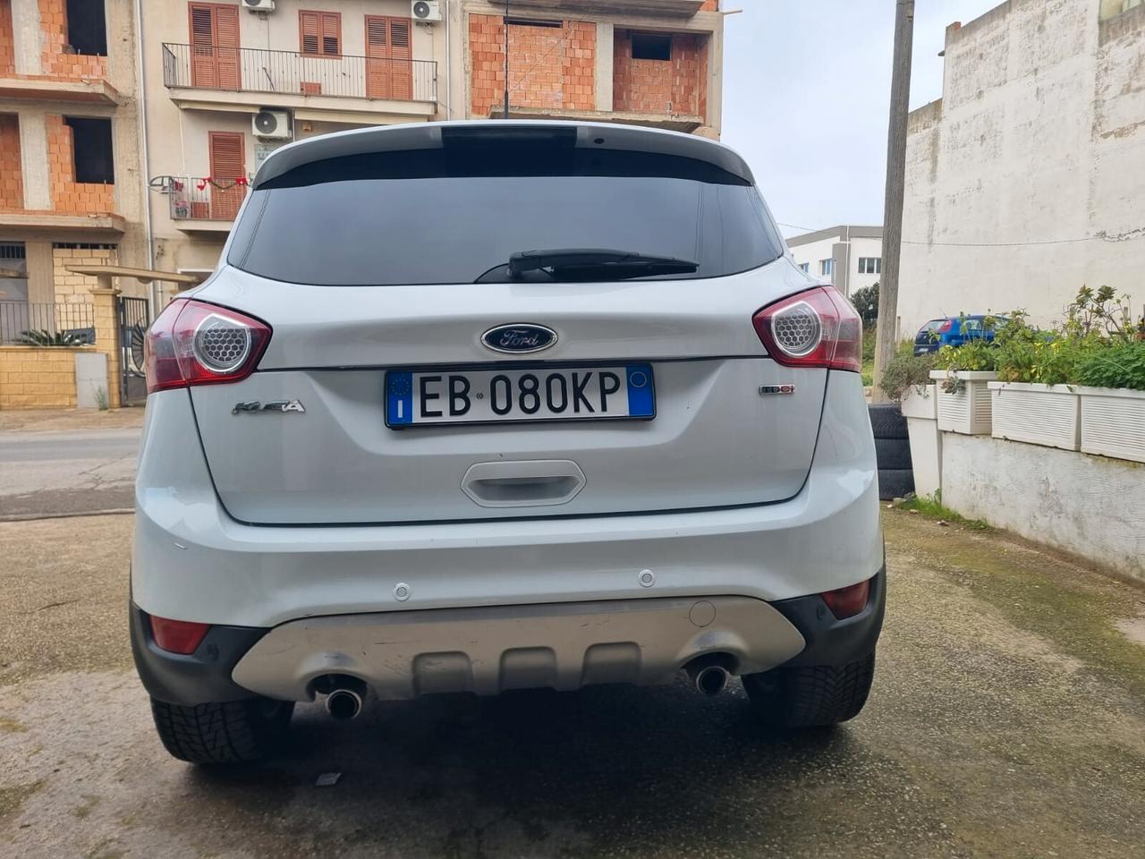 Ford Kuga 2.0 TDCi 163 CV TETTUCCIO E NAVISAT