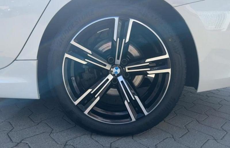 BMW Serie 3 318i MSport Touring auto Camera 360° Head Up Display Full LED