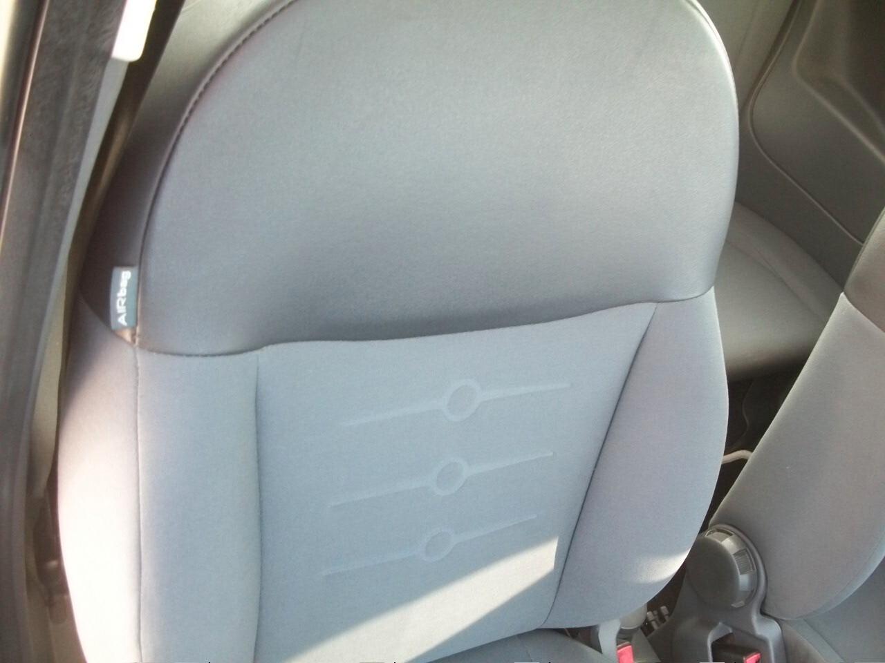 Fiat 500 1.2 Pop CC 1242 BENZINA IMMAT 30/09/2009 KM 156519 SI NEOPATENTATI GIA SOSTITUITO LA DISTRIBUSIONE GARANZIA UN ANNO