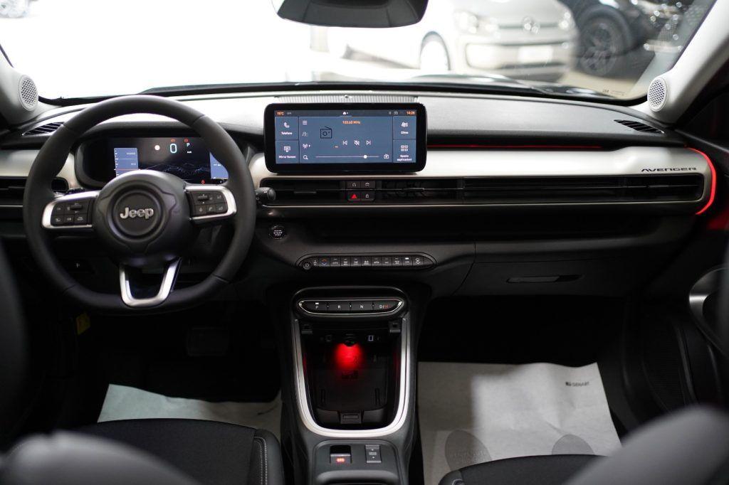 Jeep Avenger 1.2 Turbo 100 CV e-Hybrid Summit + Tetto