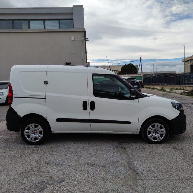 FIAT DOBLO' 1.6 M-JET 105CV FURGONE 3 POSTI 2022