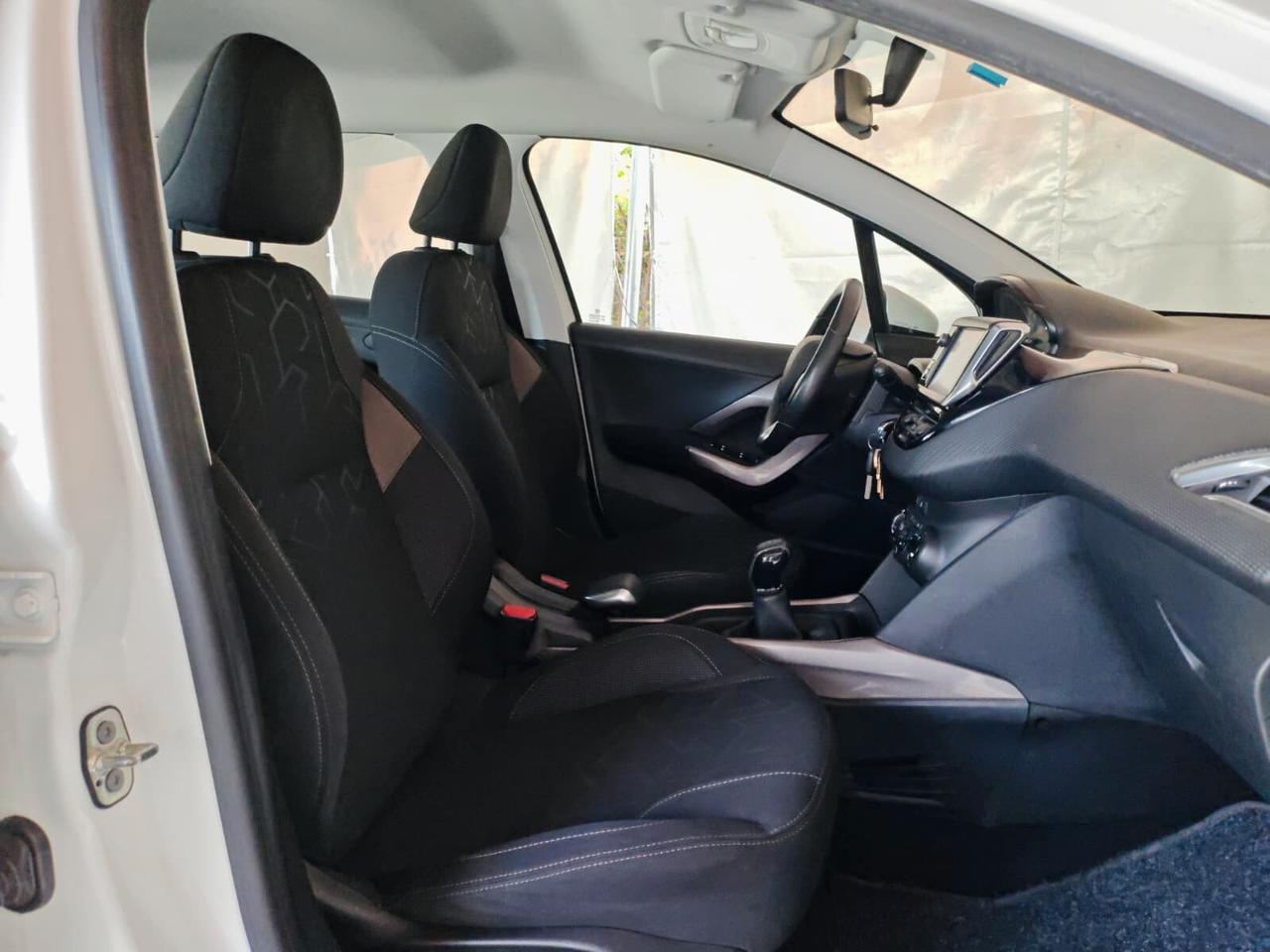 Peugeot 2008 PureTech 82 Allure