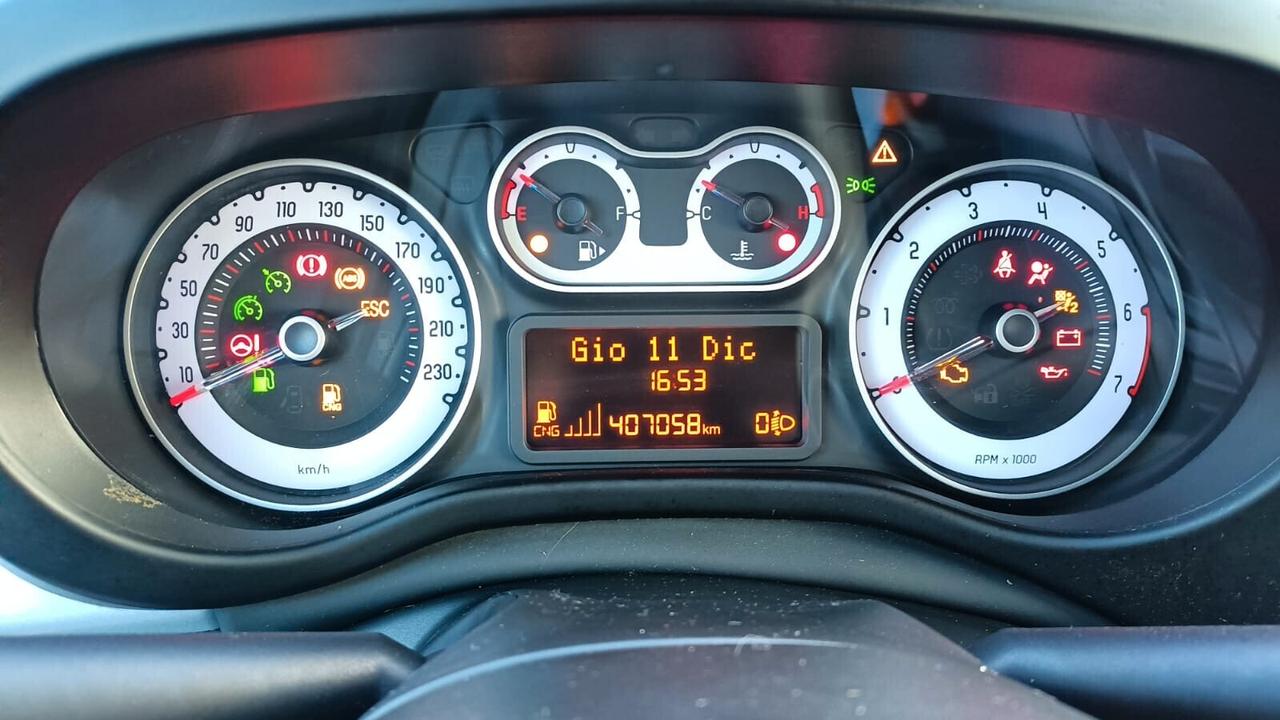 Fiat 500L 0.9 TwinAir Turbo Natural Power Pop