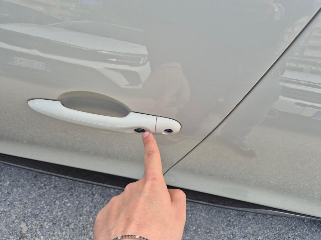 Renault Clio 1.5 dCi N1 AUTOCARRO LED NAVI CAMERA