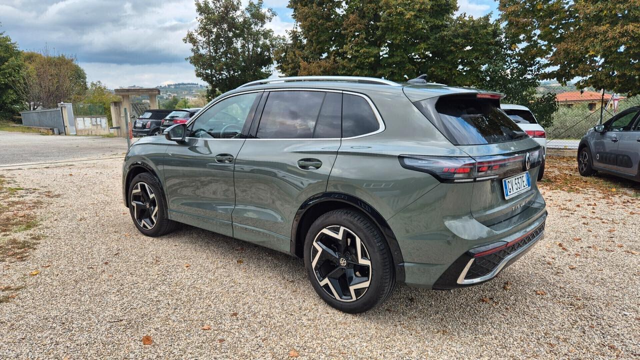 Volkswagen Tiguan 2.0 TDI 150 CV SCR DSG R-Line