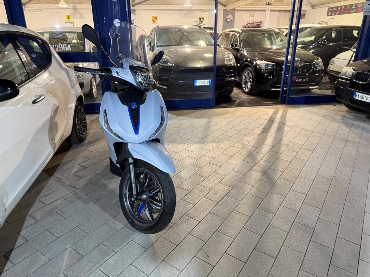 Piaggio Beverly 300 i.e. S