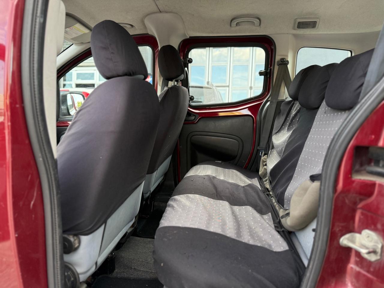 Peugeot Bipper 1.4D ok neopatentati 2011