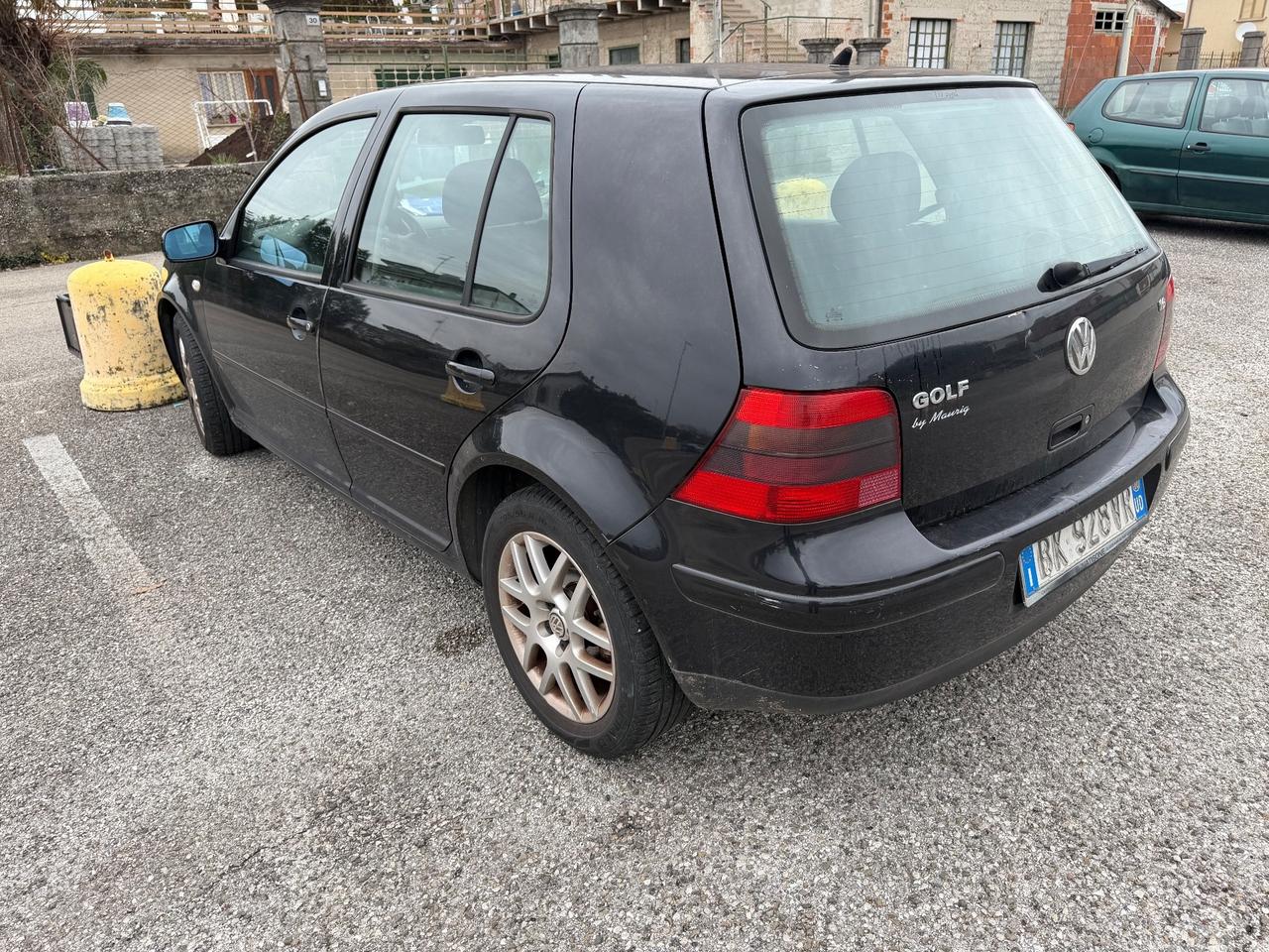 Volkswagen Golf 1.6 cat 5 porte