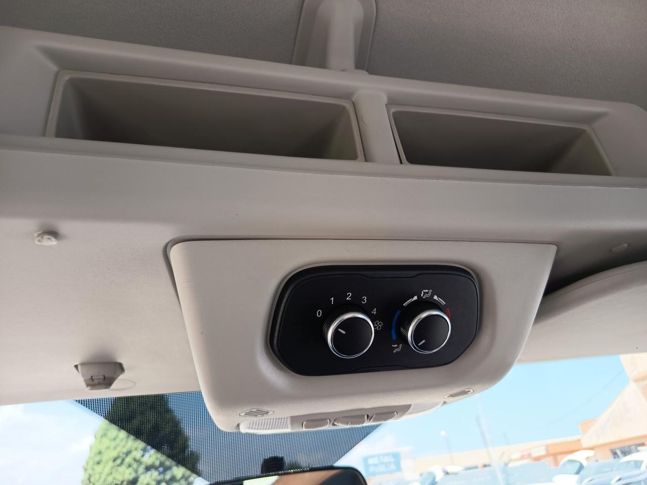 Fiat Ducato 35 2.2 Mjt 140CV PM-TM 9 posti con pedana trasporto disabili
