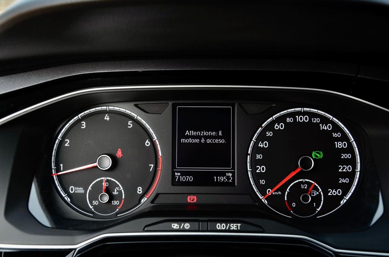 VOLKSWAGEN POLO GTI 5p 2.0 TSI 200cv DSG, SERVICE VW, EURO 6D, FARI LED, RETROCAMERA, APPLE ANDROID, 17", PERMUTE