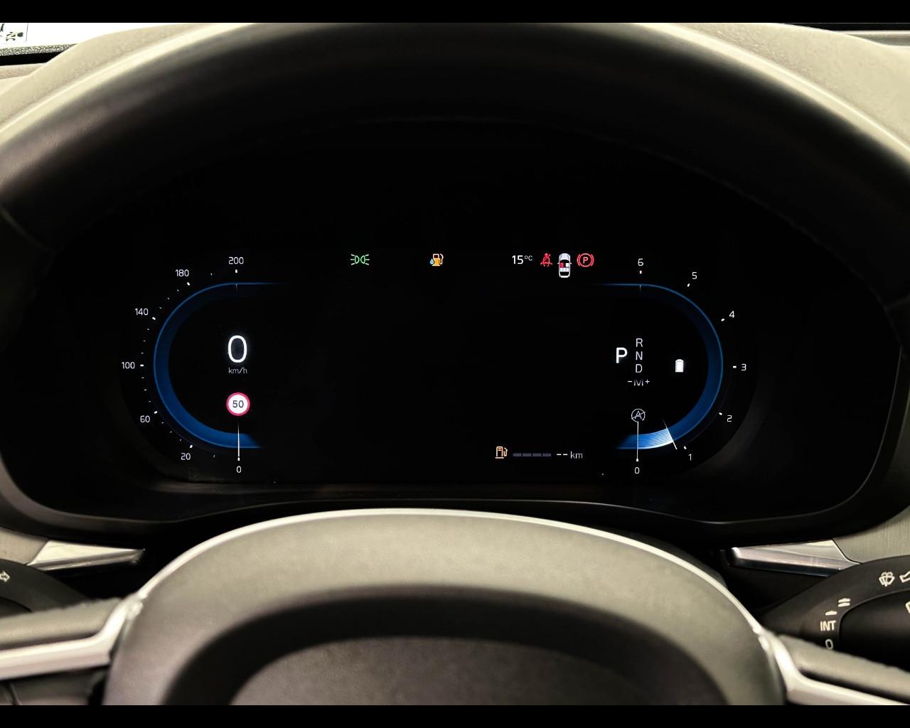 VOLVO XC60 B4 (d) AWD automatico Essential