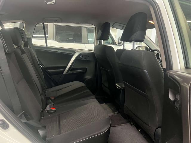 Toyota RAV 4 Rav4 IV Rav4 2.0 d-4d Lounge