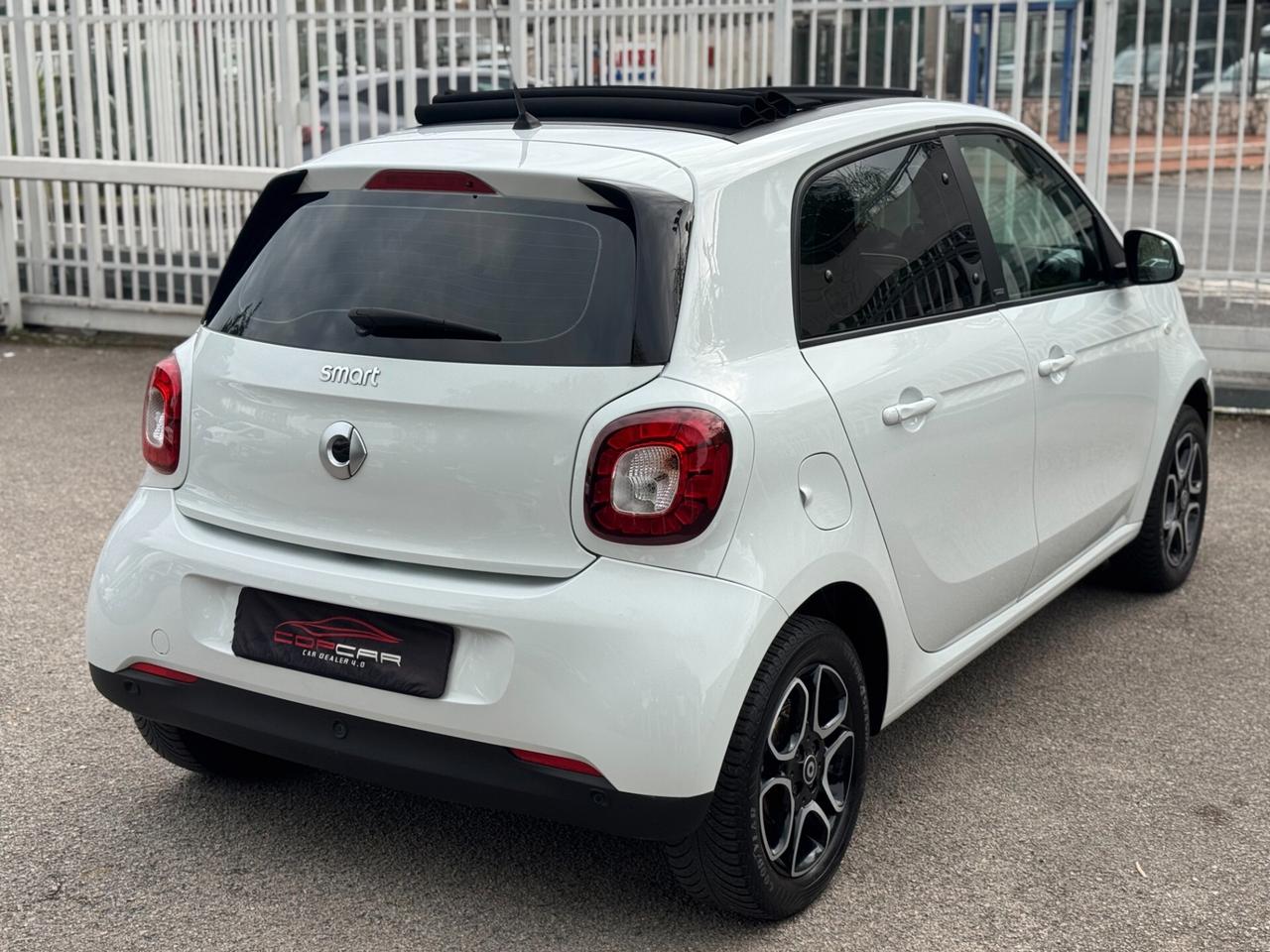 Smart ForFour 70 1.0 Passion LED NAV 2018