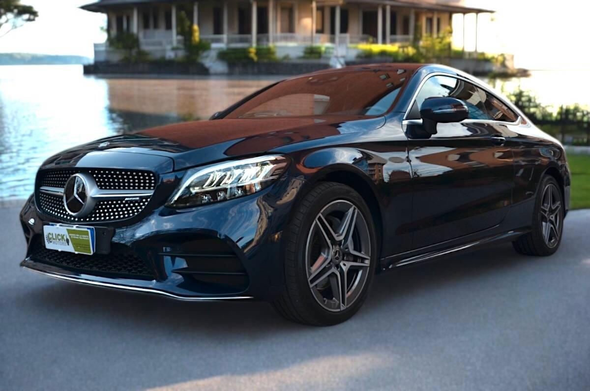Mercedes Classe C Coupé Classe C 180 - 2018 Coupe AMG line 156 CV + 44