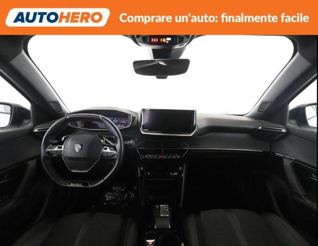 PEUGEOT 2008 Hybrid 136 GT